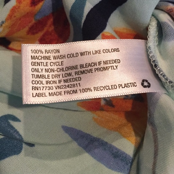 🌀SOLD🌀 Ava & Viv Aqua Float Print Dress! - Picture 8 of 8